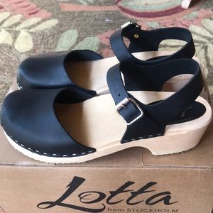 Lotta from Stockholm clogs